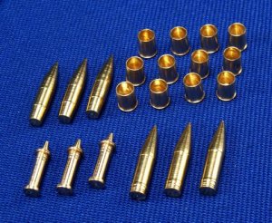 RB MODEL 35P24 - 1:35 Ammunition 10.5cm leFH18 , Wespe
