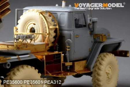 PE35600_12.jpg