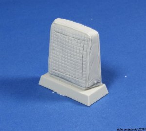 PANZERART 35174 - 1:35 Cooler mask with Canvas Cover for Sd.Kfz 9 FAMO
