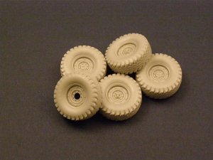 PANZERART 35075 - 1:35 Road Wheels with spare for HUMVEE