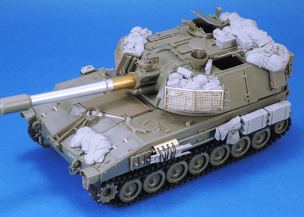 LF1353.jpg