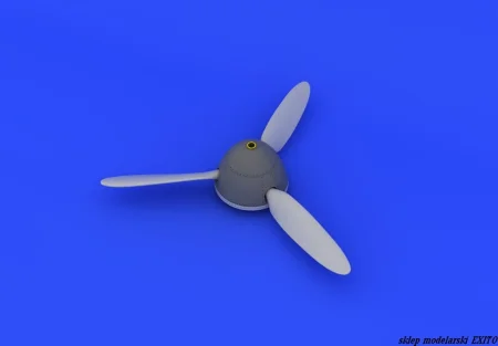 648255_04.jpg