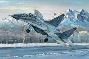TRUMPETER 03226 - 1:32 Russian MiG-29UB Fulcrum