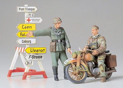 Go to product TAMIYA 35241 - 1:35 German Motorcycle Orderly Set