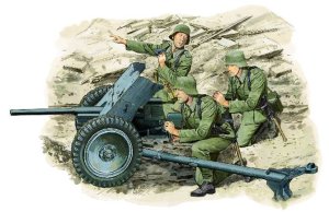 DRAGON 6152 - 1:35 3.7cm Pak 36 w/Crews