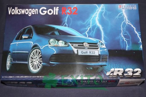 Go to product FUJIMI 12328 - 1:24 Volkswagen Golf R32