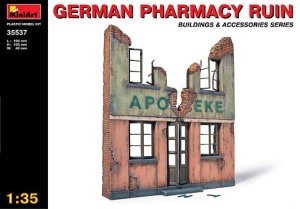 MINIART 35537 - 1:35 German Pharmacy Ruin