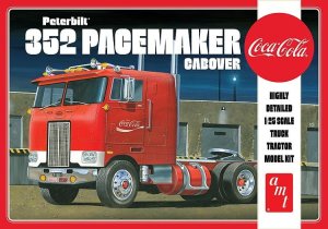 AMT 1090 - 1:25 Peterbilt 352 Pacemaker Cabover Coca Cola