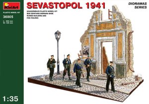 MINIART 36005 - 1:35 Sevastopol 1941