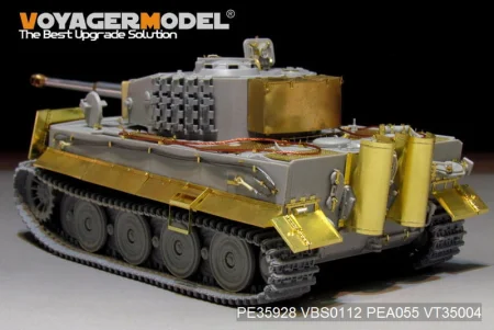 PE35928_05.jpg