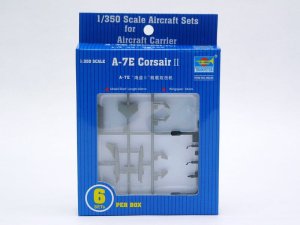 TRUMPETER 06225 - 1:350 A-7E Corsair II