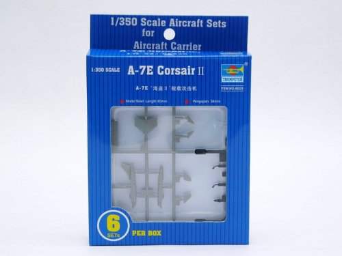 Go to product TRUMPETER 06225 - 1:350 A-7E Corsair II