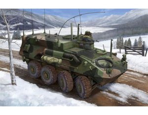 TRUMPETER 00371 - 1:35 USMC LAV-C2 Light Armored Vehicle Command and Control