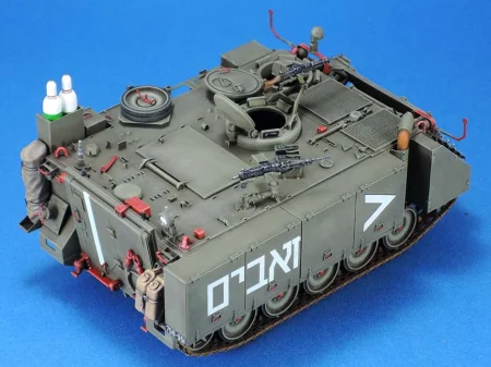 LF1333-2.jpg