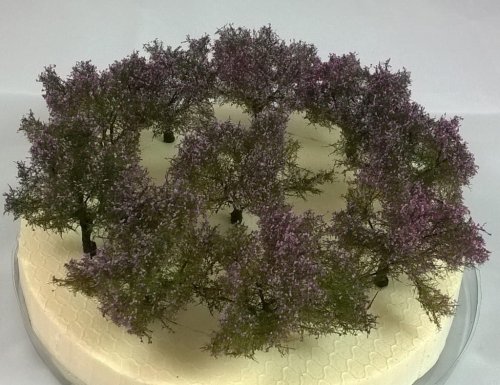 Go to product FREON BZY - Lilac bushes 10 pcs set - ht. approx. 4,5 cm