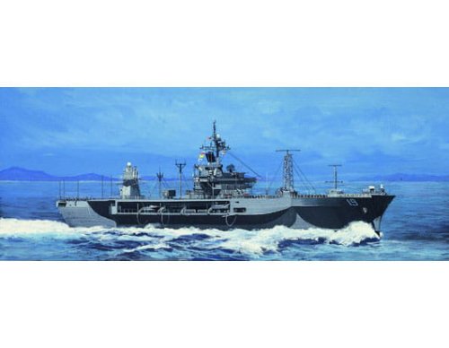 Go to product TRUMPETER 05715 - 1:700 USS LCC19 Blue Ridge 1997