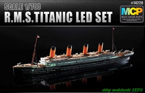 Go to product ACADEMY 14220 - 1:700 R.M.S. Titanic w/ LED Set