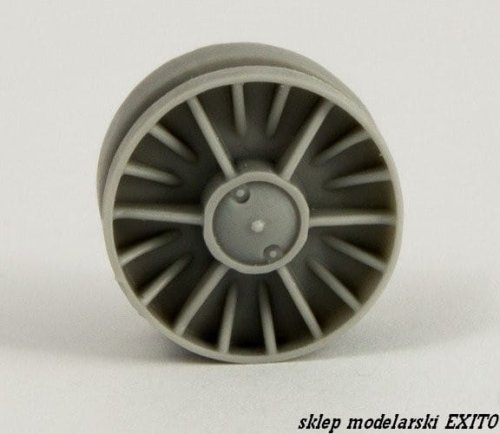 Go to product PANZERART 35258 - 1:35 Road Wheels KV-I/II (Final cast Pattern)