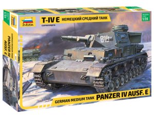 ZVEZDA 3641 - 1:35  Panzer IV Ausf.E German Medium Tank