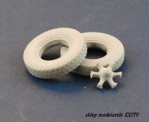 Go to product PANZERART 35235 - 1:35 Drive Wheels for Sd.Kfz.7 (Early Pattern )