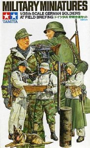 TAMIYA 35212 - 1:35 German Soldiers at Briefing