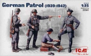 ICM 35561 - 1:35 German Patrol 1939-1942 set of 4 figures - 3 German WWII patrol men and 1 civilian