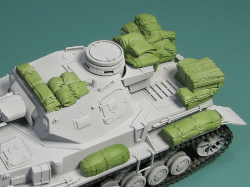 Go to product EUREKA XXL E-033 - 1:35 Stowage set for Pz.Kpfw.IV (all variants)