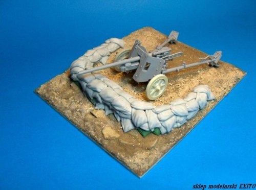 Go to product PANZERART 35183 - 1:35 North Africa light anti-tank gun stand
