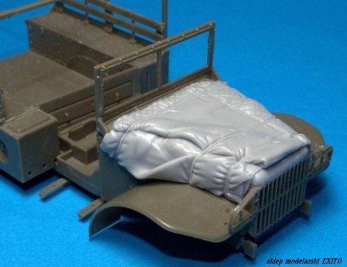 Go to product PANZERART 35278 - 1:35 Dodge 3/4 engine deck with winter Canvas