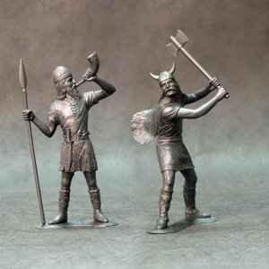 ARK MODELS 80007 - 150 mm - Barbarians set 1