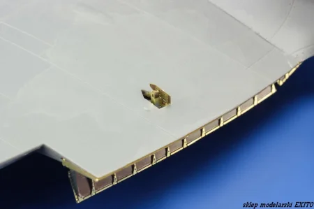 32360_02.JPG
