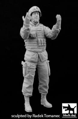 Go to product BLACK DOG F35051 - 1:35 US soldier M1070 Truck tractor
