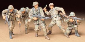 TAMIYA 35196 - 1:35 German Front-Line Infantry