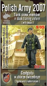 TORO MODEL 35F35 - 1:35 Polish tank crew member in black training uniform