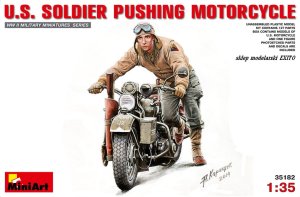 MINIART 35182 - 1:35 U.S. Soldier Pushing Motorcycle