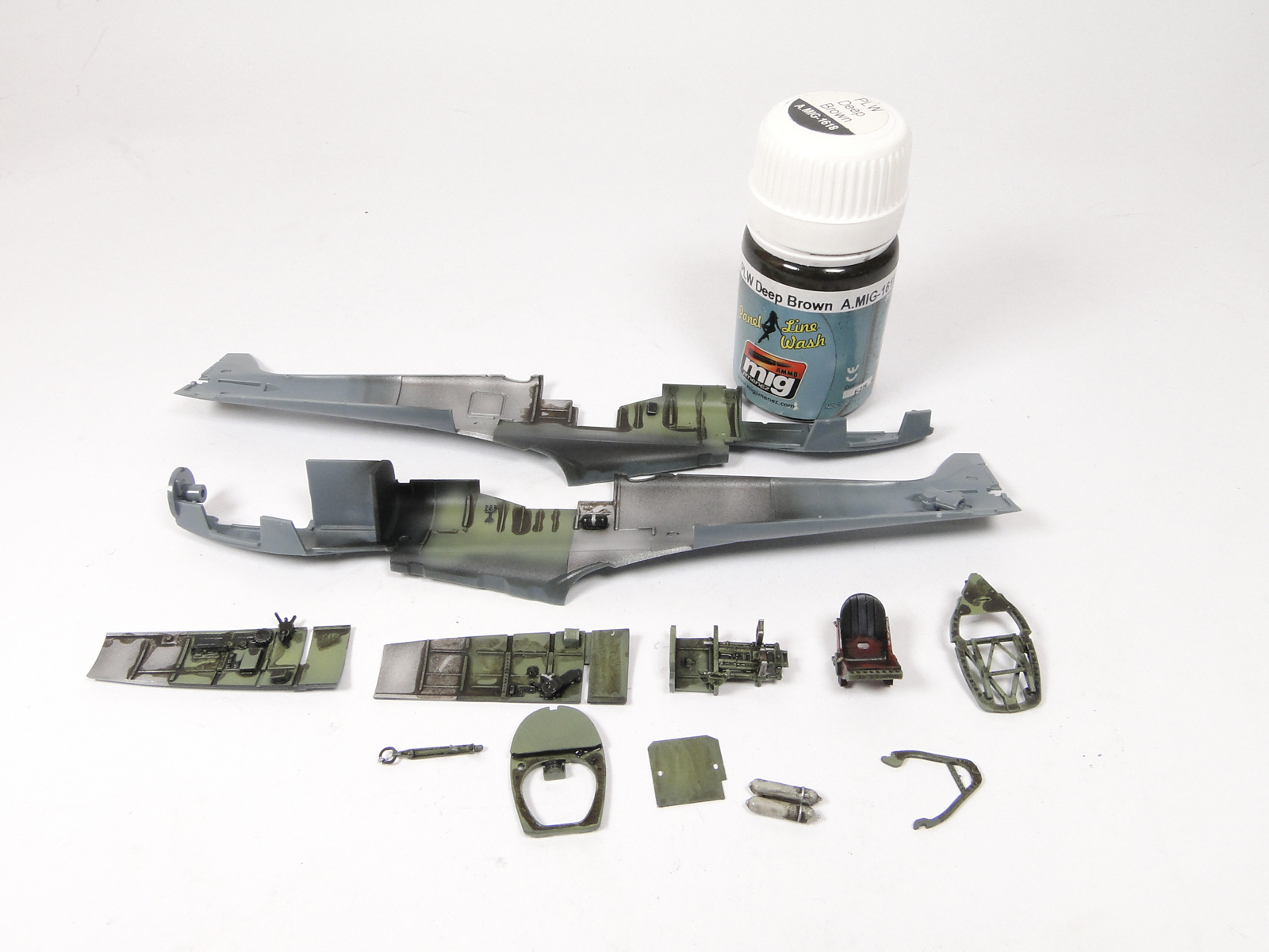 how to build a spitfire model step 16