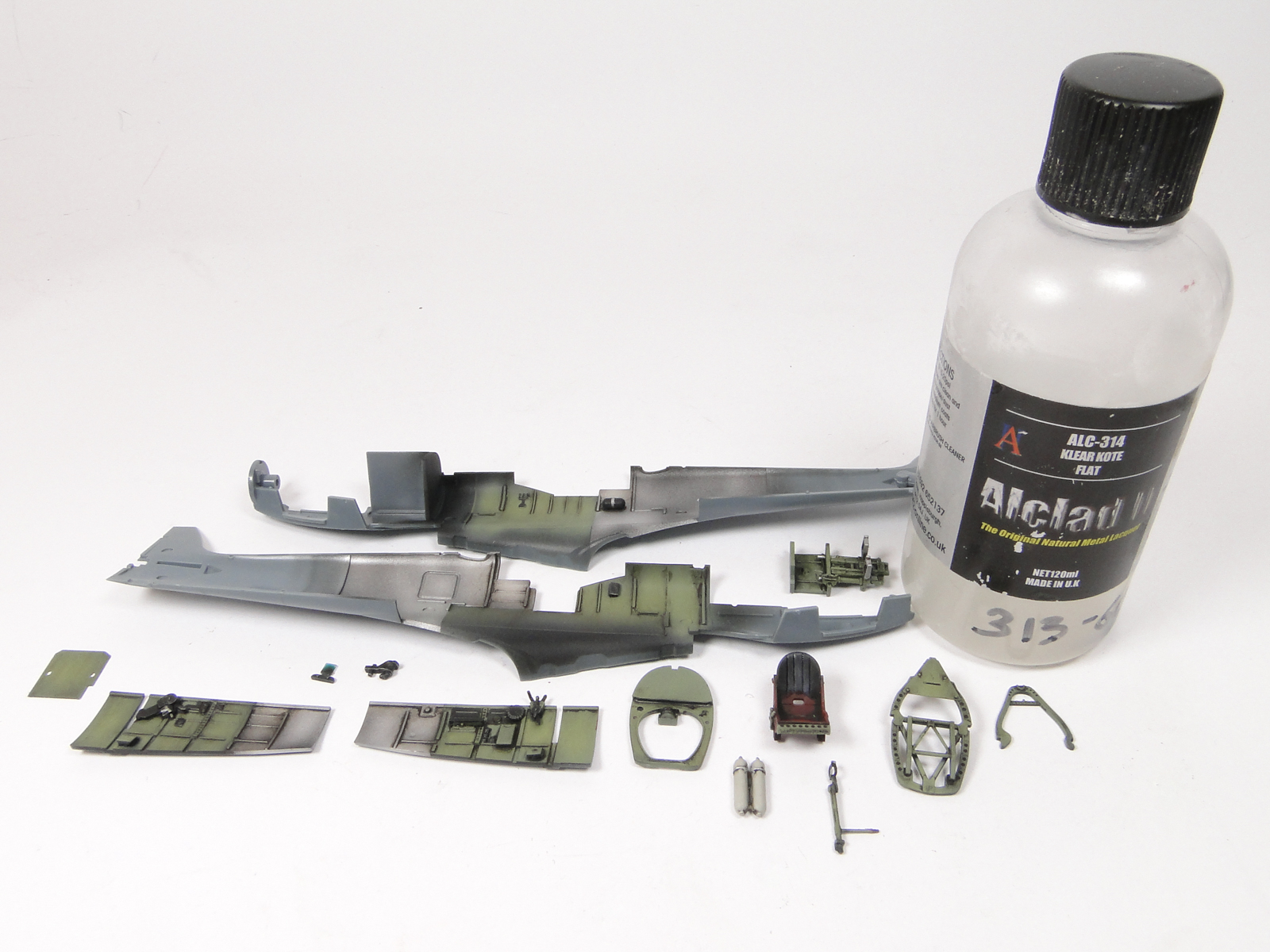 how to build a spitfire model step 20