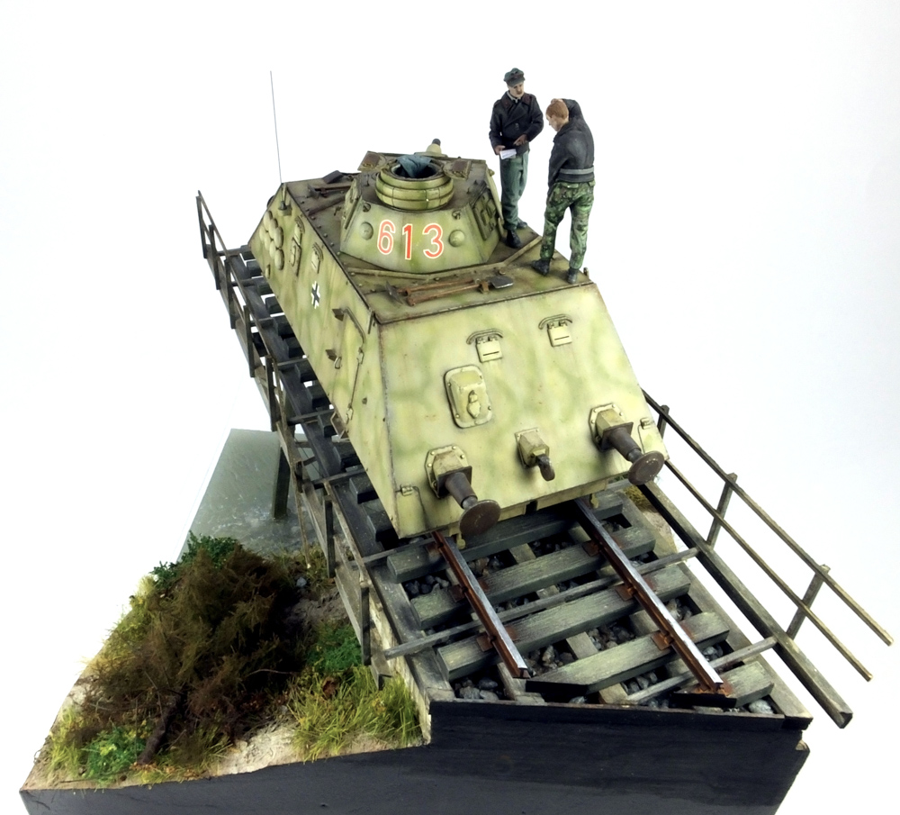 witek-socha-galler-diorama-traincar-18