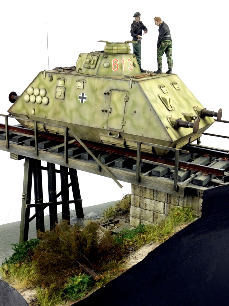 witek-socha-galler-diorama-traincar-22