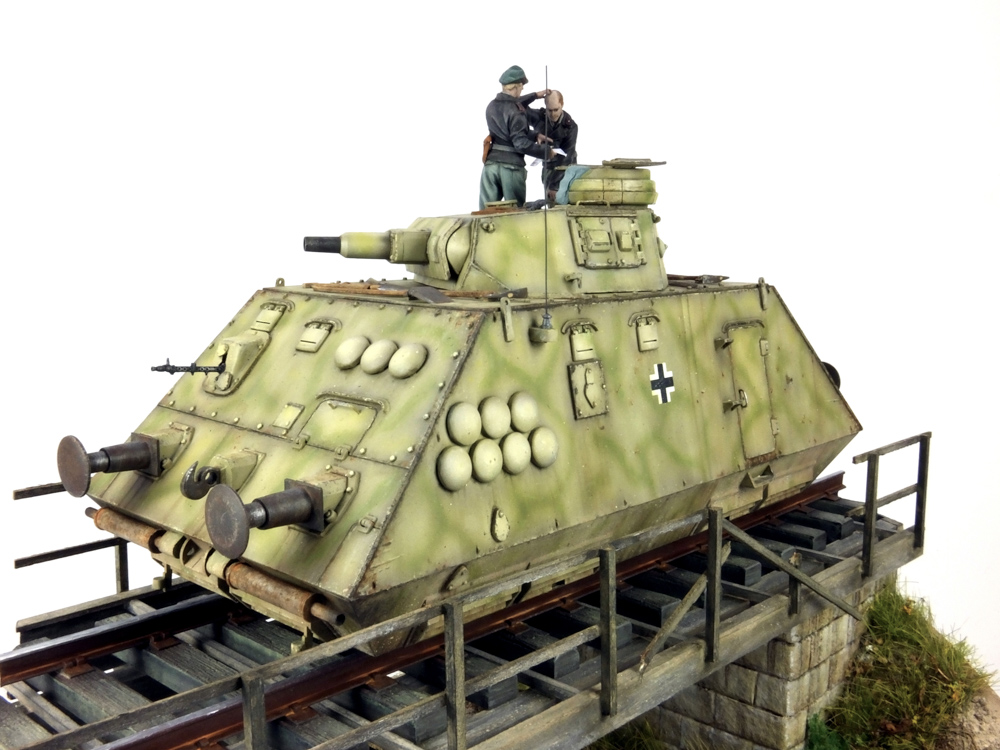 witek-socha-galler-diorama-traincar-5
