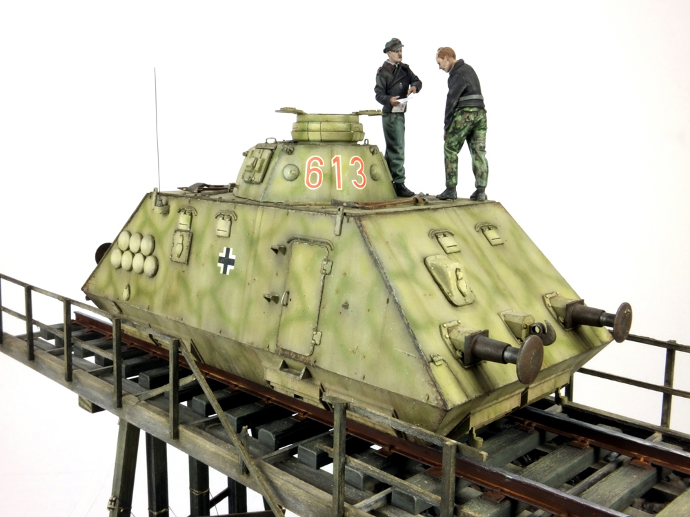 witek-socha-galler-diorama-traincar-6