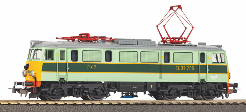 eu07 locomotive scale model