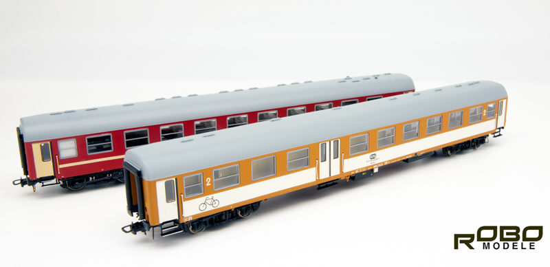 passenger railway cars model set