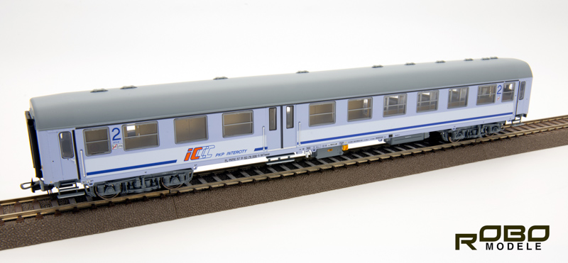 passenger-bicycle railway car model