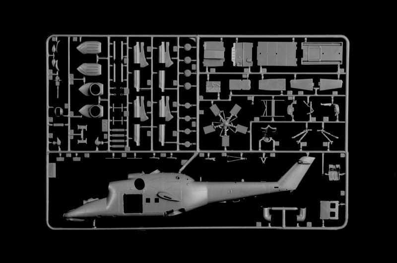 Italeri-1432-Mil-Mi-24 (2).jpg