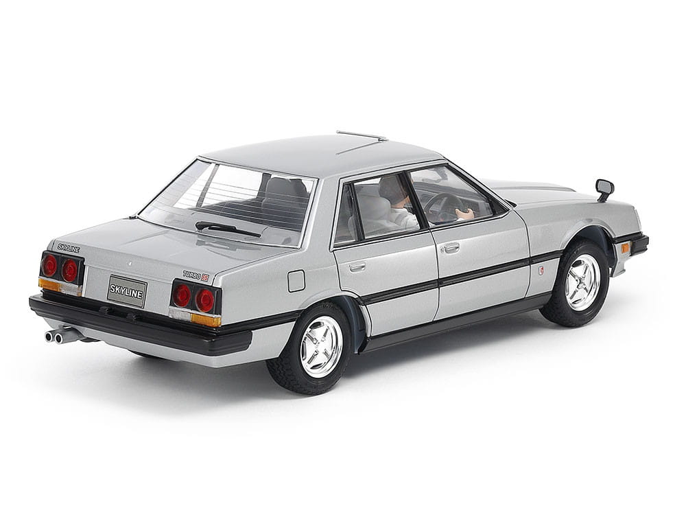 Tamiya-24374-Nissan-Skyline (2).jpg