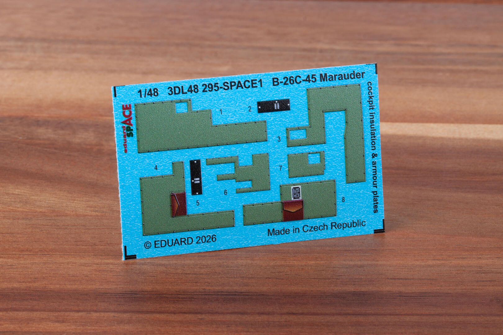 3dl48295_01.jpg