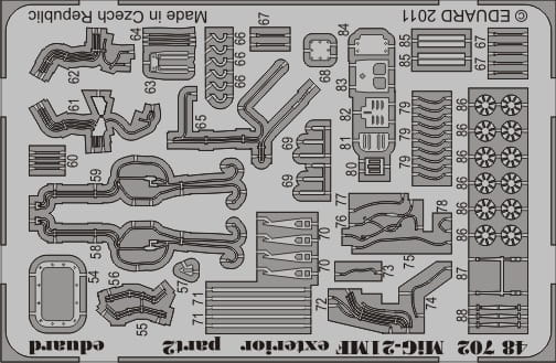 R48702p2.jpg