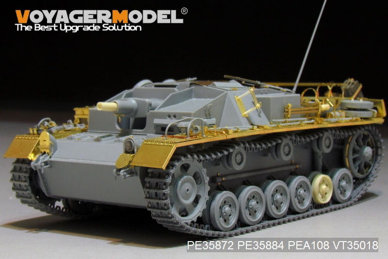 PE35884 3.jpg