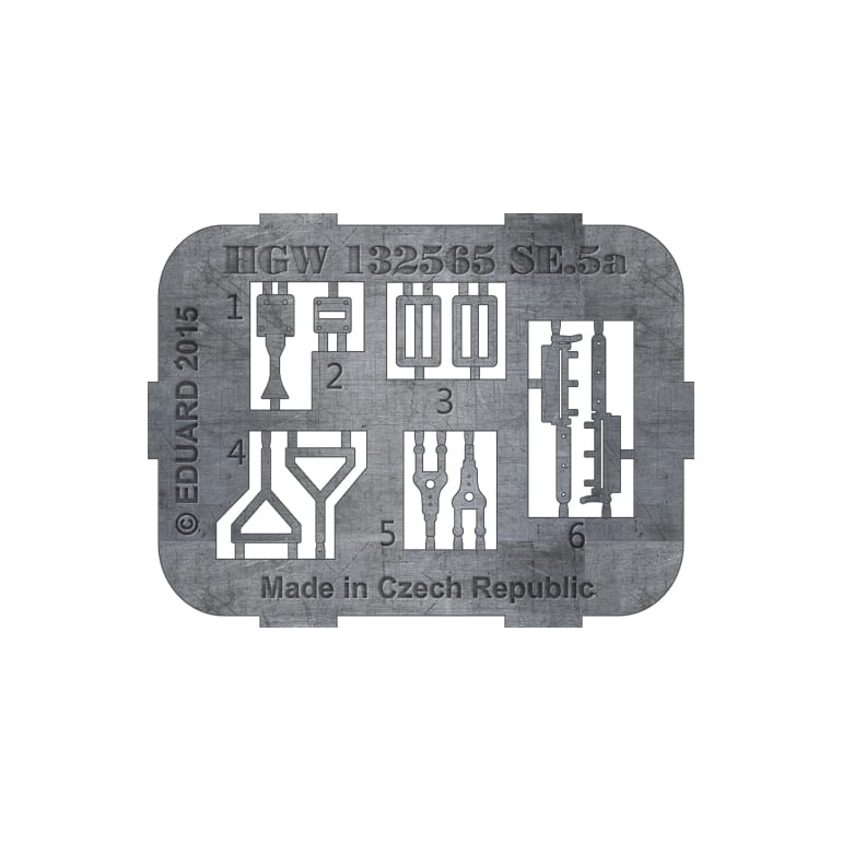 se5a-seatbelts-132-132565 2.jpg
